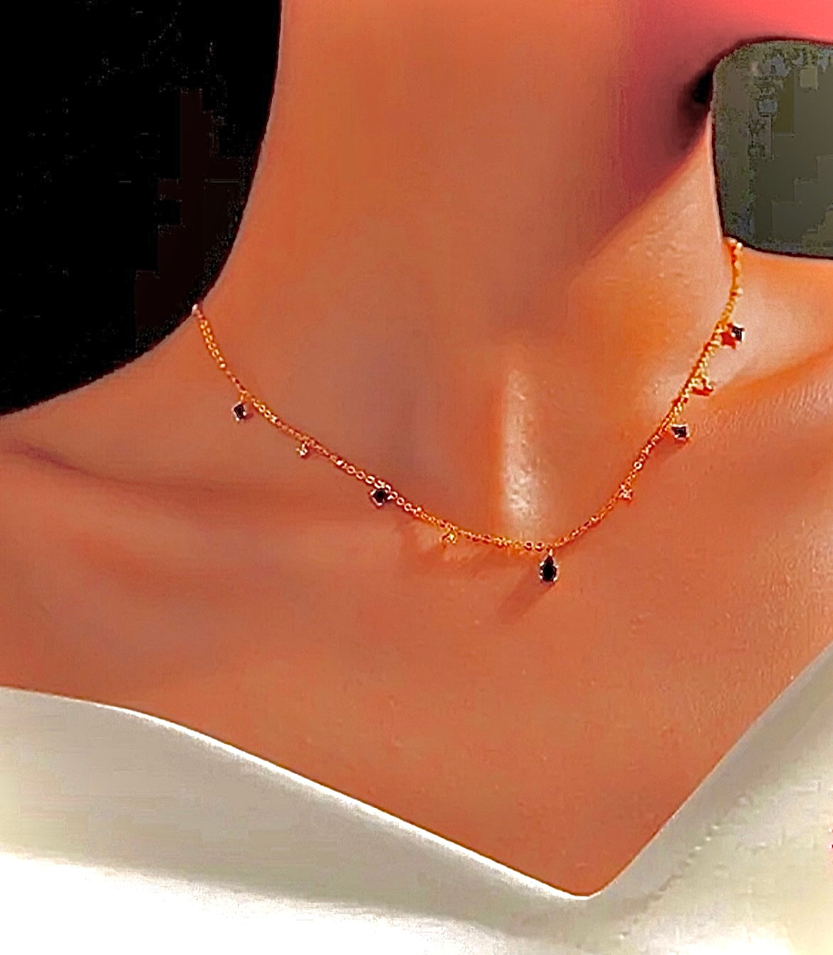 Elegant Emerald Green Drop Necklace