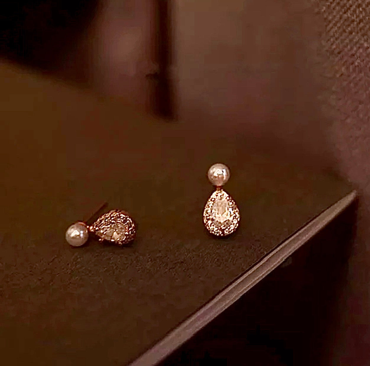 Pearl Droplet Earrings