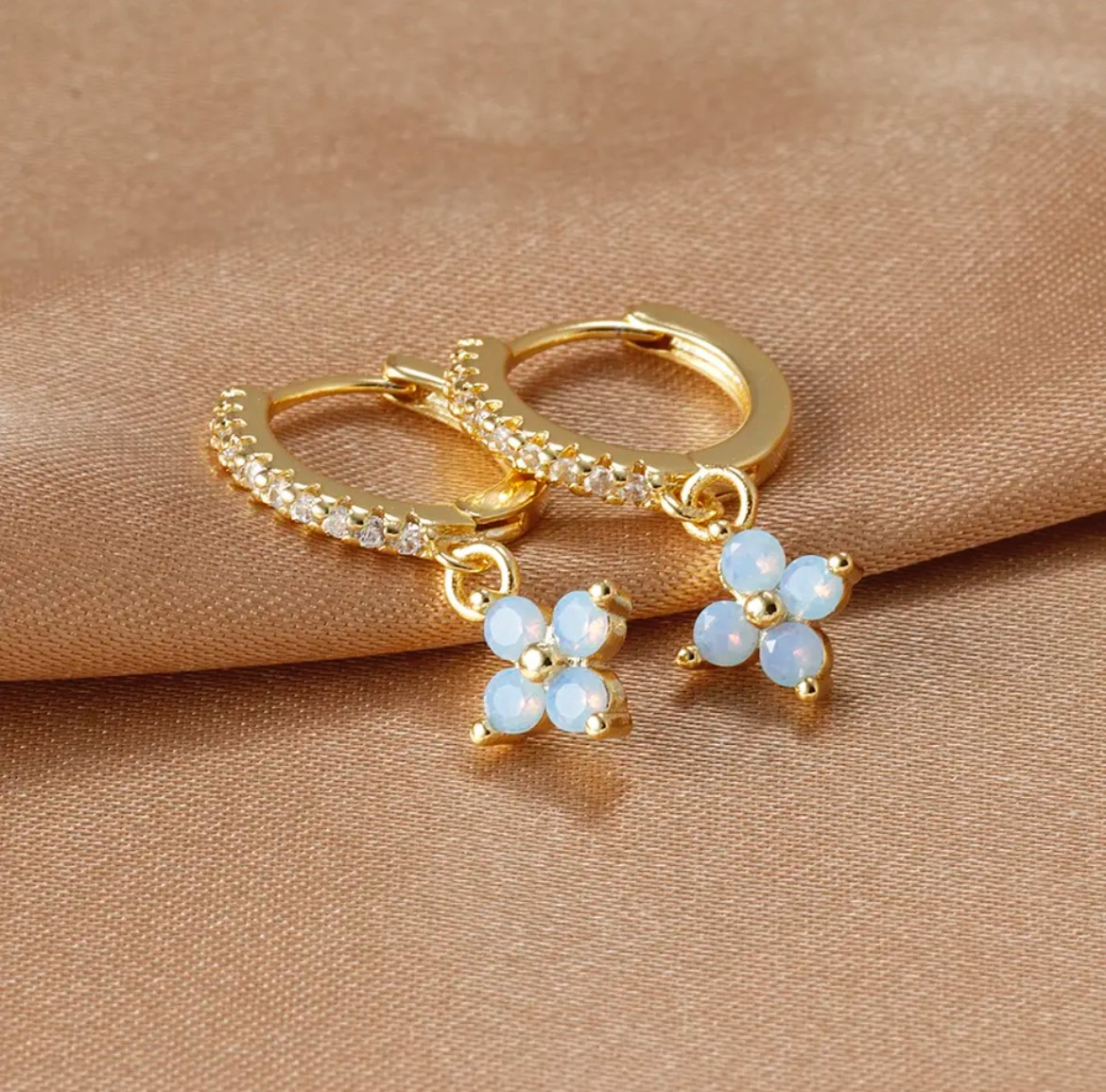 Blue 4 Leaf Clover Flower Earrings